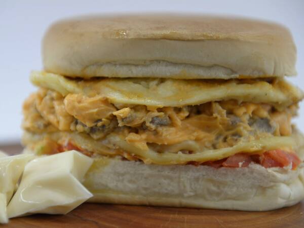 Contra Filé 4 Queijos Grande - Turbo Lanches