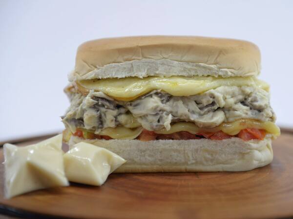Contra Filé 3 Queijos Grande - Turbo Lanches