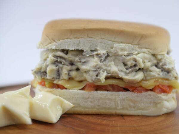 Contra Filé com Catupiry Grande - Turbo Lanches